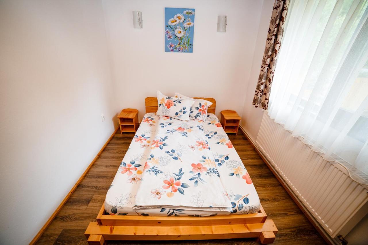 Casa Tudor Топлица Экстерьер фото