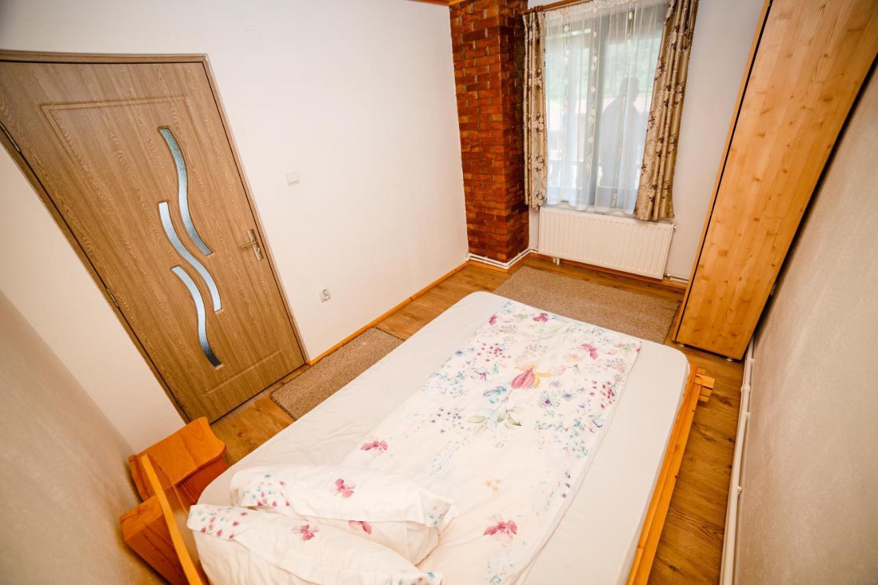 Casa Tudor Топлица Экстерьер фото
